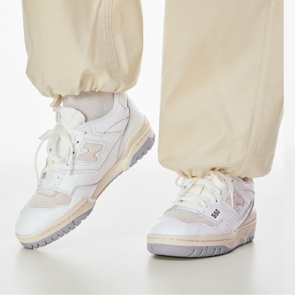 SOLD New Balance 550